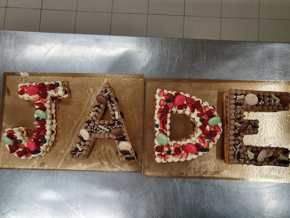 La Galerie Des Saveurs Patisserie (15) 245