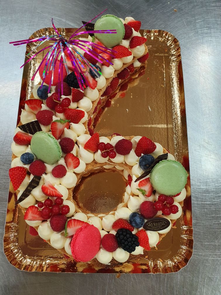 La Galerie Des Saveurs Patisserie (16) 246